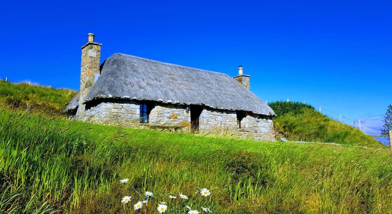 Tigh Lachie, Mary'S Thatched Cottages, Elgol, Isle Of Skye Exterior foto